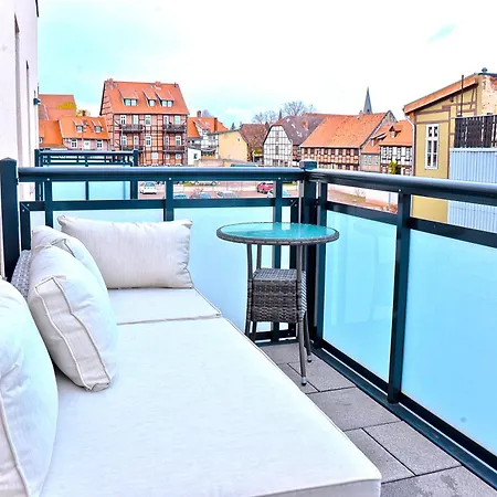 Designsuite Jana Apartment *